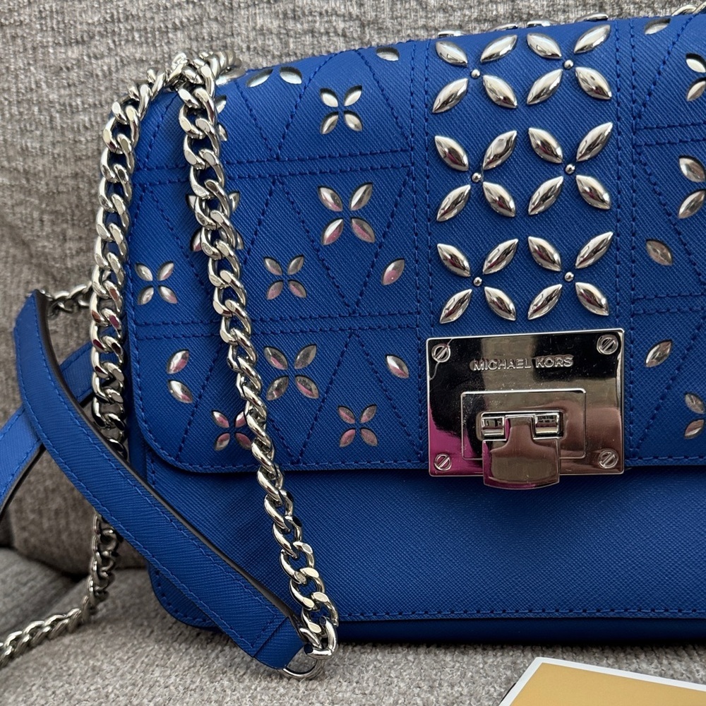 Michael Kors Blue Crossbody Bag with Silver Details - Picture 3 of 6